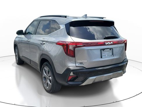 Used 2024 Kia Seltos S AWD/4WD image 4