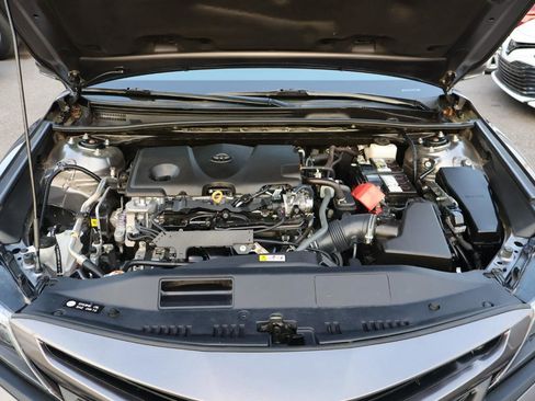 Used 2023 Toyota Camry SE w/ Convenience Package FWD image 15