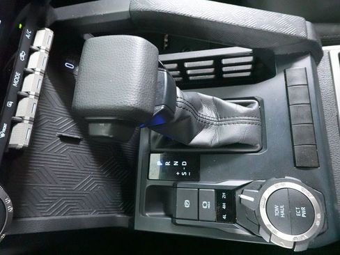 Used 2024 Toyota Tacoma SR5 image 15