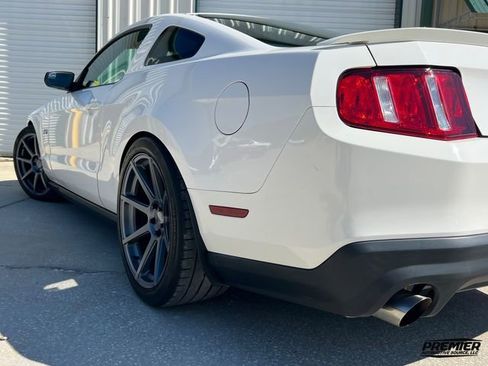 Used 2012 Ford Mustang GT Premium w/ Brembo Brake Pkg RWD image 10