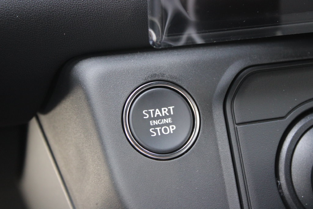 New 2026 Land Rover Defender 110 S AWD/4WD image 19