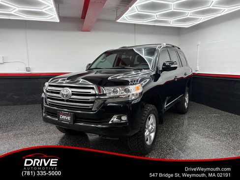 Used 2016 Toyota Land Cruiser image 1