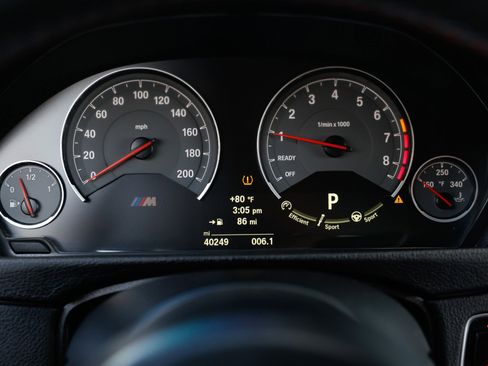 Used 2020 BMW M4 Coupe image 35