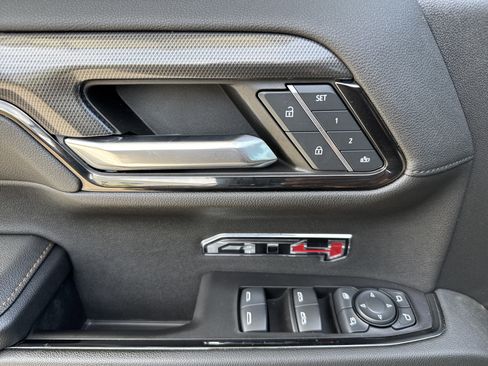 Used 2024 GMC Sierra 1500 AT4 w/ AT4 Premium Package image 16