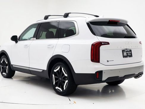Used 2025 Kia Telluride S AWD/4WD image 6