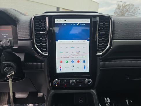 New 2026 Ford Ranger XLT w/ Black Appearance Package image 24