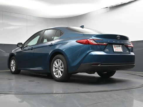 Certified 2025 Toyota Camry LE image 29