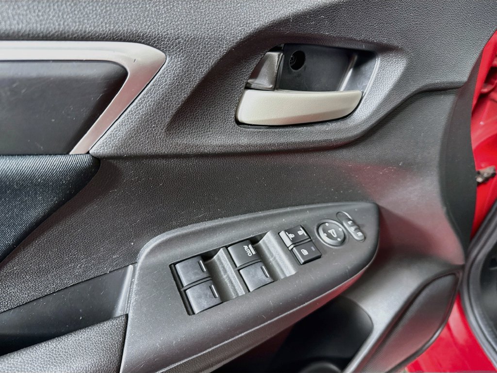 Used 2017 Honda Fit LX image 20