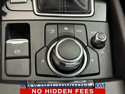 Used 2017 MAZDA MAZDA3 Grand Touring w/ Premium Equipment Package FWD image 32
