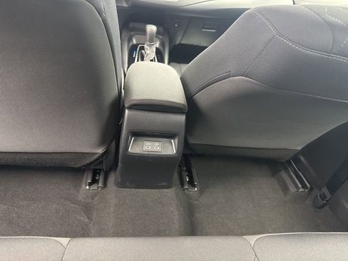 Used 2024 Toyota Corolla LE image 30