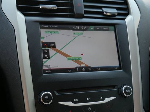 Used 2014 Ford Fusion SE w/ Equipment Group 202A FWD image 21