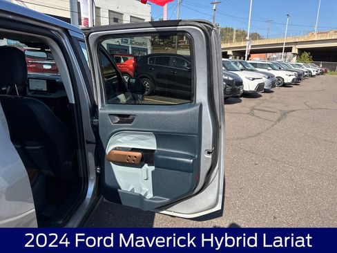 Certified 2024 Ford Maverick Lariat image 38