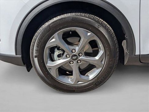 Used 2025 Ford Escape ST-Line w/ Tech Pack #1 image 10