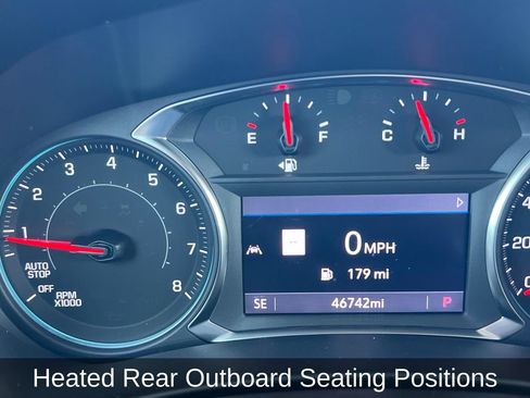 Used 2023 Chevrolet Equinox Premier FWD image 17