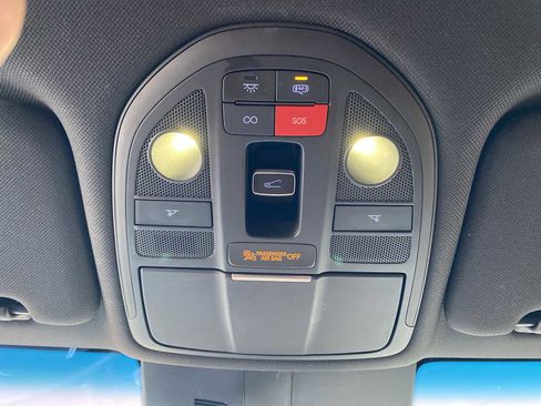 Used 2024 Genesis G70 2.5T w/ Sport Prestige Package image 24