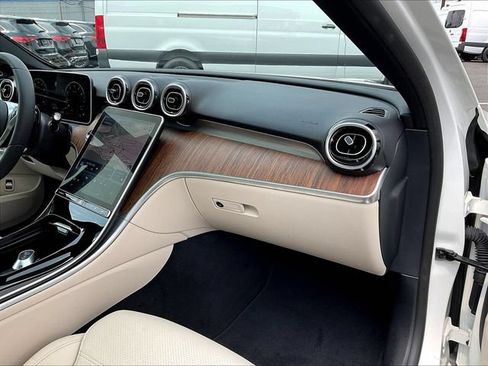 Certified 2024 Mercedes-Benz C 300 4MATIC Sedan image 28