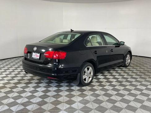 Used 2013 Volkswagen Jetta TDI FWD image 17