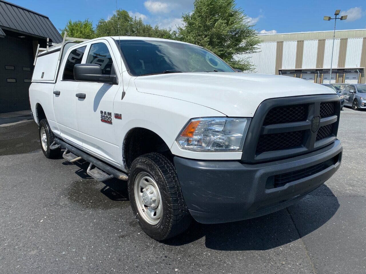 Used 2018 RAM 2500 Tradesman AWD/4WD image 3