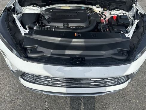Used 2025 Buick Envision Preferred AWD/4WD image 19