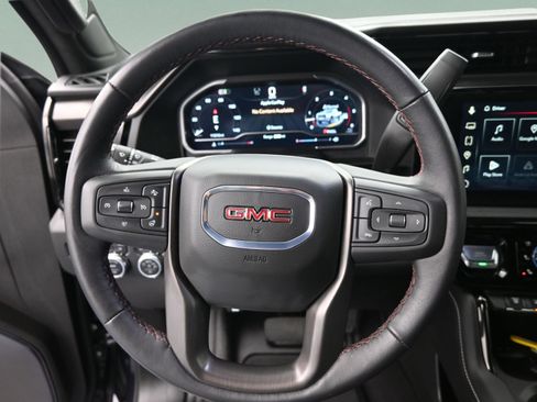 Used 2025 GMC Sierra 2500 AT4X image 41