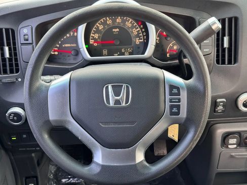 Used 2006 Honda Ridgeline RT image 2