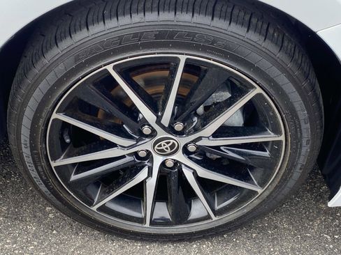 Used 2023 Toyota Camry SE image 19