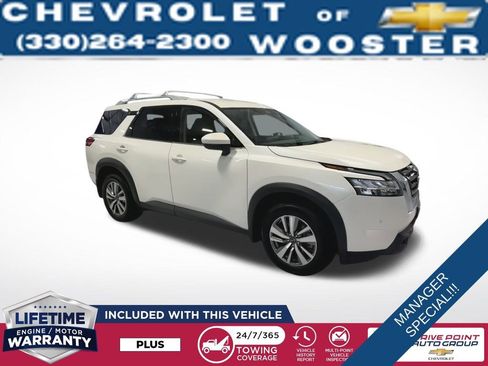 Used 2023 Nissan Pathfinder SL image 3