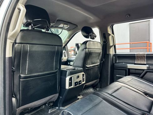 Used 2019 Ford F250 Lariat w/ Lariat Value Package image 29