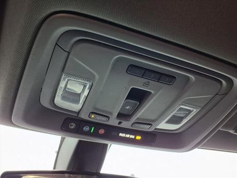 Used 2021 Chevrolet Silverado 1500 LT w/ Z71 Off-Road Package image 12