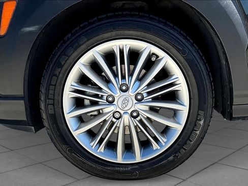 Used 2021 Hyundai Kona SEL FWD image 10