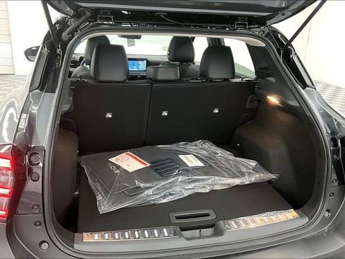 New 2025 Nissan Kicks SR w/ SR Premium Package image 40