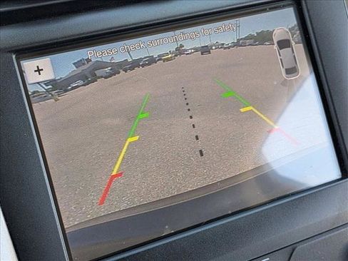 Used 2019 Ford Fusion SE FWD image 12