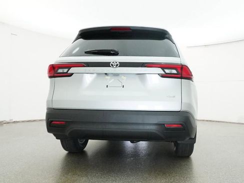 New 2026 Toyota Grand Highlander XLE image 56