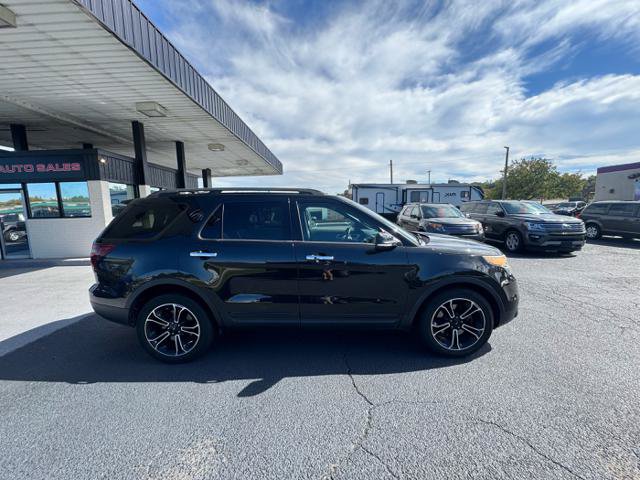 Used 2014 Ford Explorer Sport w/ Equipment Group 401A AWD/4WD image 2
