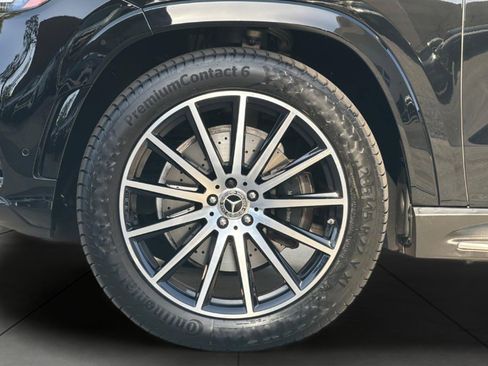 Used 2022 Mercedes-Benz GLS 450 4MATIC image 26