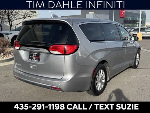 Used 2019 Chrysler Pacifica Touring Plus w/ Advanced Safetytec Group image 8