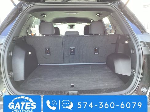 Used 2025 Chevrolet Equinox LT image 10