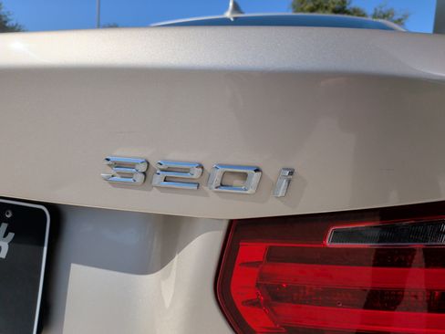 Used 2014 BMW 320i Sedan image 34