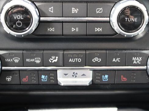 Used 2023 Ford F150 Lariat w/ Equipment Group 502A High AWD/4WD image 60