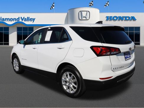 Used 2024 Chevrolet Equinox LT FWD image 4