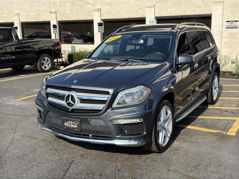 Used 2015 Mercedes-Benz GL 550 4MATIC w/ Accessory Chrome Package image 4