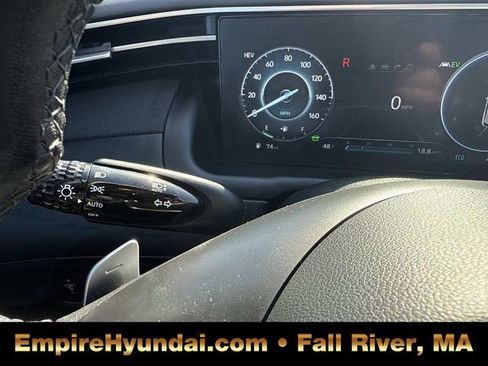 Used 2024 Hyundai Tucson Limited image 32