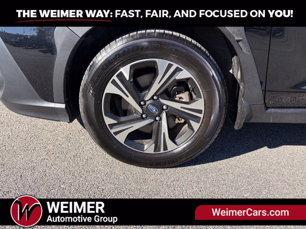 Used 2025 Subaru Crosstrek 2.5i Premium AWD/4WD image 10