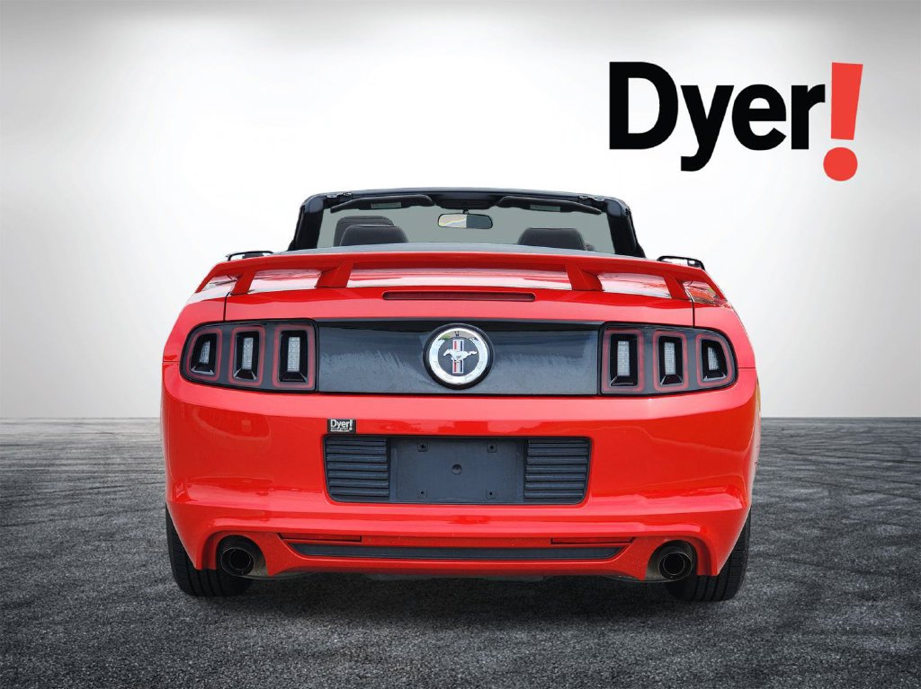 Used 2014 Ford Mustang Convertible RWD image 5