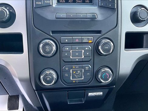 Used 2013 Ford F150 XLT w/ Mid Equipment Group AWD/4WD image 32