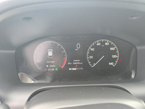 Used 2024 Honda HR-V LX image 18