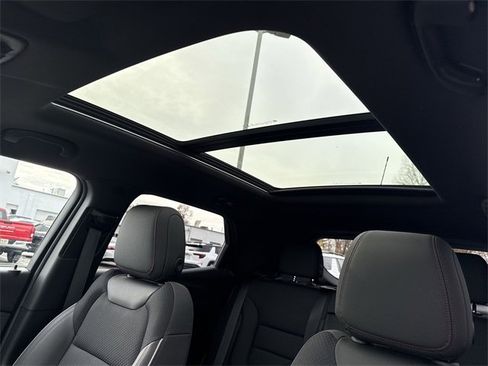 Certified 2023 Chevrolet TrailBlazer RS w/ Sun and Liftgate Package image 19