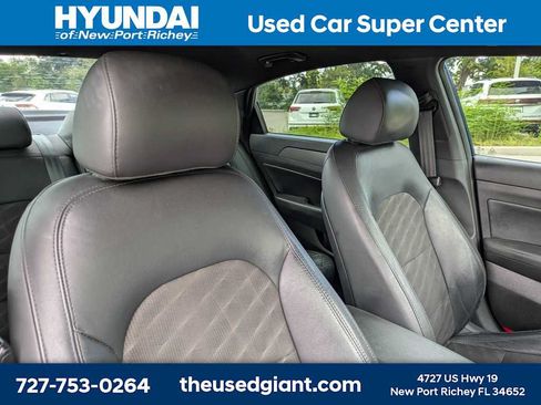Used 2018 Hyundai Sonata Sport FWD image 6