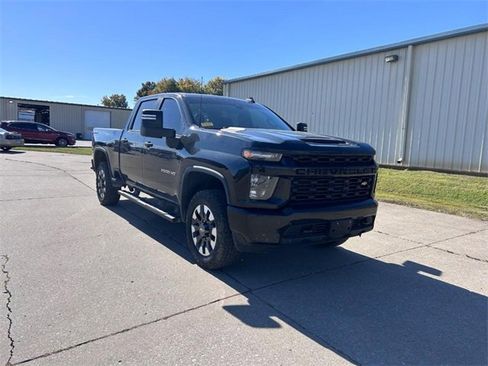 Used 2021 Chevrolet Silverado 2500 Custom w/ Custom Value Package image 1