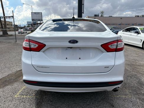 Used 2016 Ford Fusion SE image 5